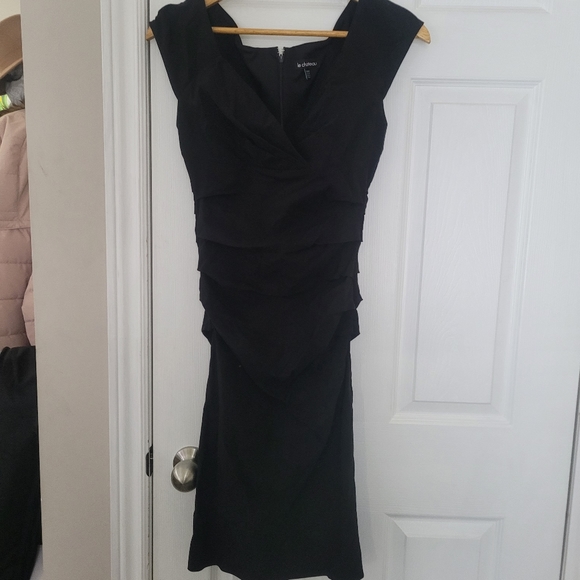 Le Chateau LBD xs midi dress - Picture 2 of 3
